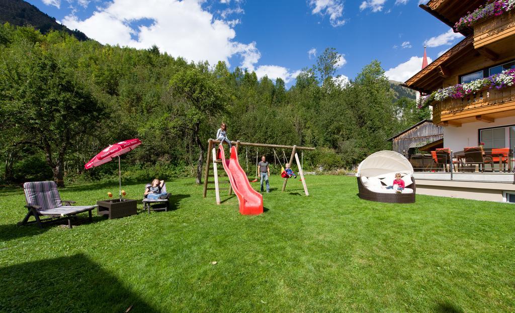 Hotel Ferienschloessl Harmonie Holzgau Exteriér fotografie
